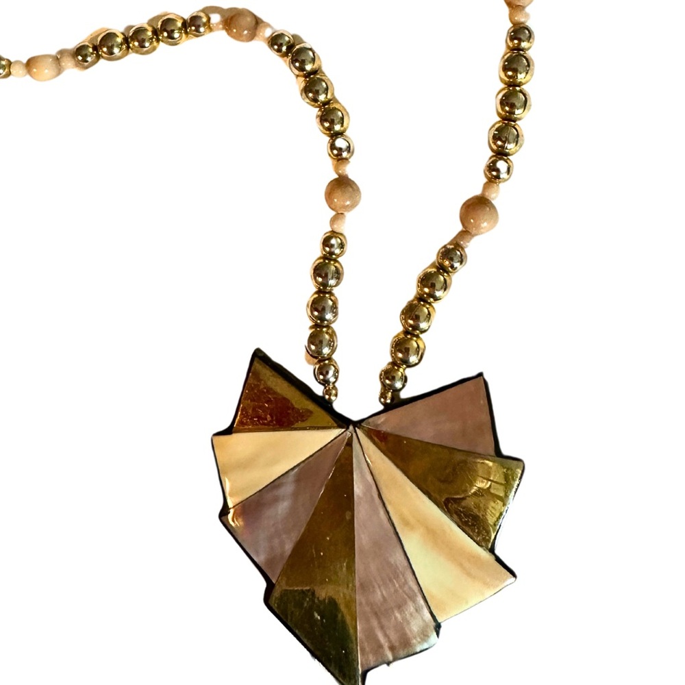 VINTAGE RARE KARLA JORDAN Pendant Necklace Golden MOP Unique Fan Design 1980s